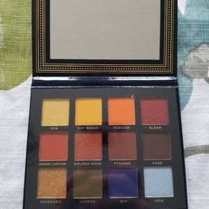 BNIB ace beaute vintage dawn palette